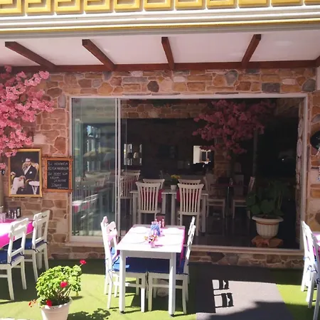 Yuerekli Apart 3* Türkeli