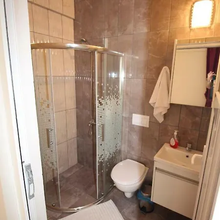 Aparthotel Yuerekli Apart Avsa Adasi