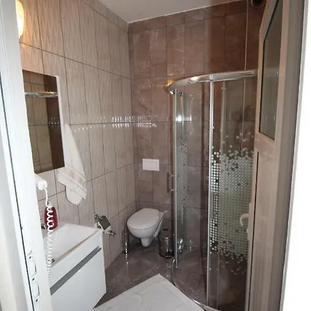 Yuerekli Apart